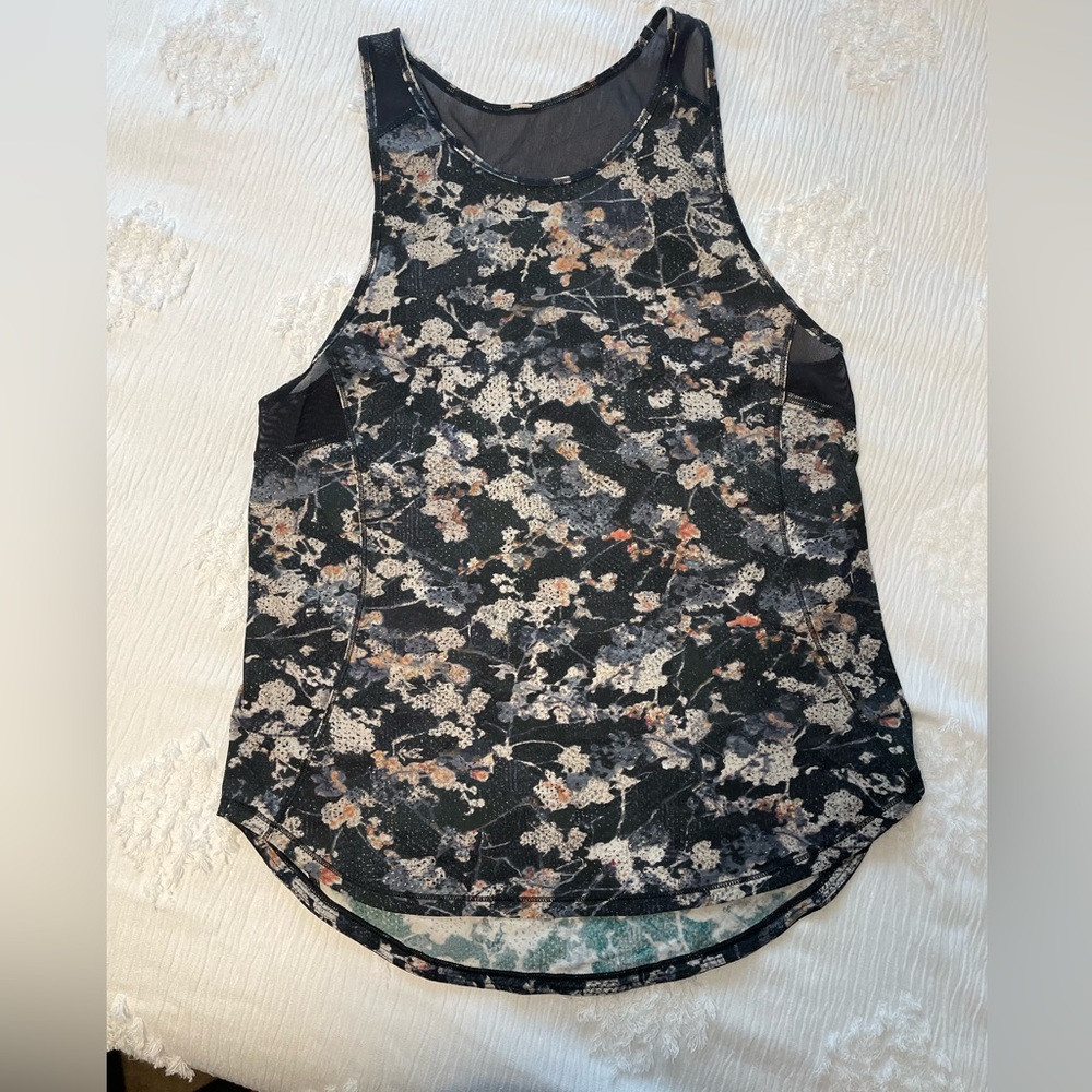 Lululemon Tank